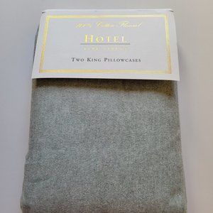 Hotel Fine Linens 2 king size pillowcases
